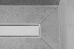 Hansgrohe RainDrain Match - Douchegoot Met Rvs Rooster 900, In Hoogte Verstelbaar Frame, Mat Wit 56040700 -BadderenMetVoordeel 785e6f6dbdedd546ee5f4508