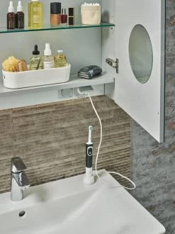 Ideal Standard Mirror&Light - Spiegelkast Met LED Verlichting En Inlegplank, 600x700 Mm, Aluminium T3430AL -BadderenMetVoordeel 87fcb06f07cbc6b7fd1b34b6 5