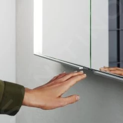 Keuco Royal Match - Spiegelkast Met LED-verlichting, 1200x700x160 Mm, Zilver Geanodiseerd 12804171311 -BadderenMetVoordeel ae09c32db60cae55f50abd2a 5